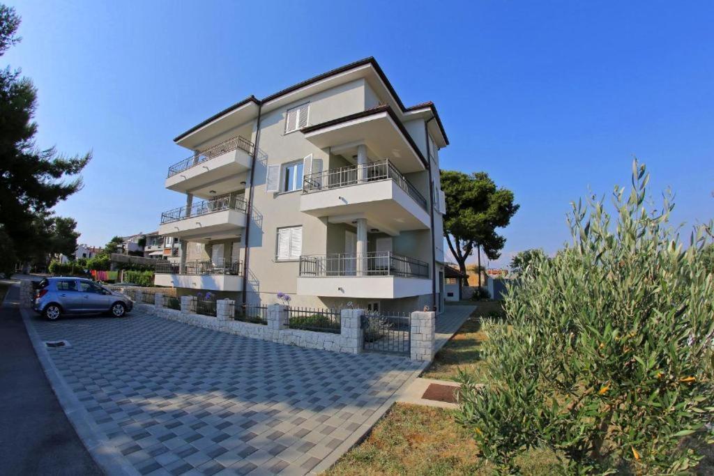 Lila Apartments زادار المظهر الخارجي الصورة